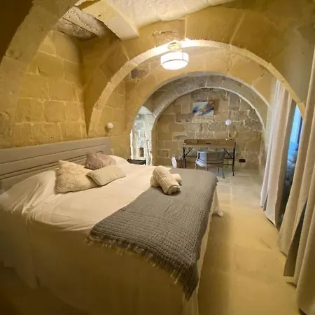 Traditional With Spectacular Sea Views