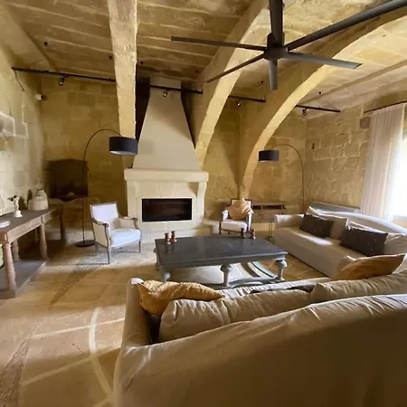 Villa Traditional With Spectacular Sea Views